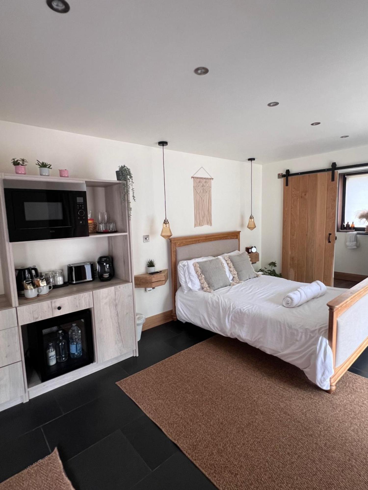Luxury Courtyard Studio In Llangollen Dış mekan fotoğraf